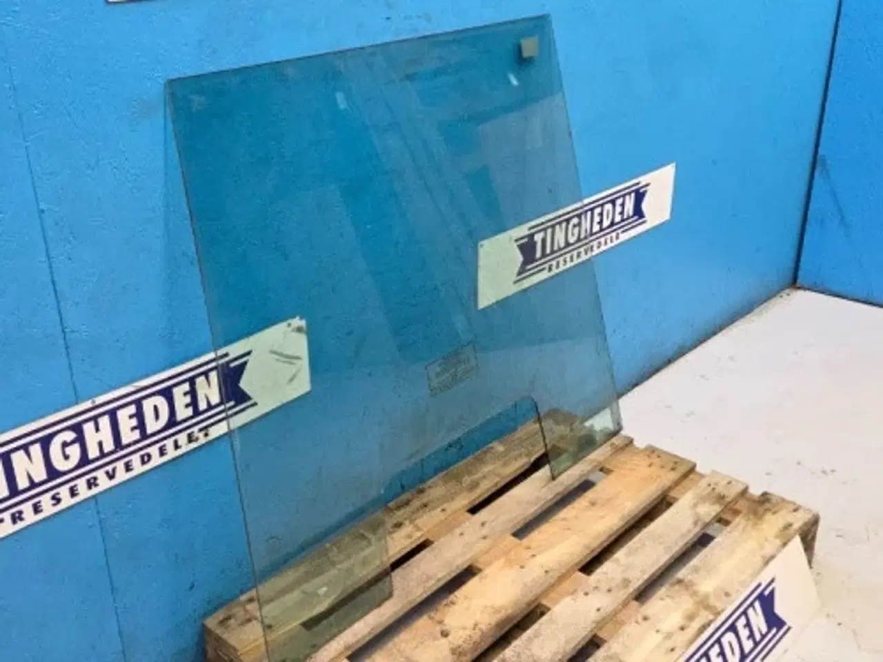 Billede 2 - Massey Ferguson 3060 Forrude 3385240M4