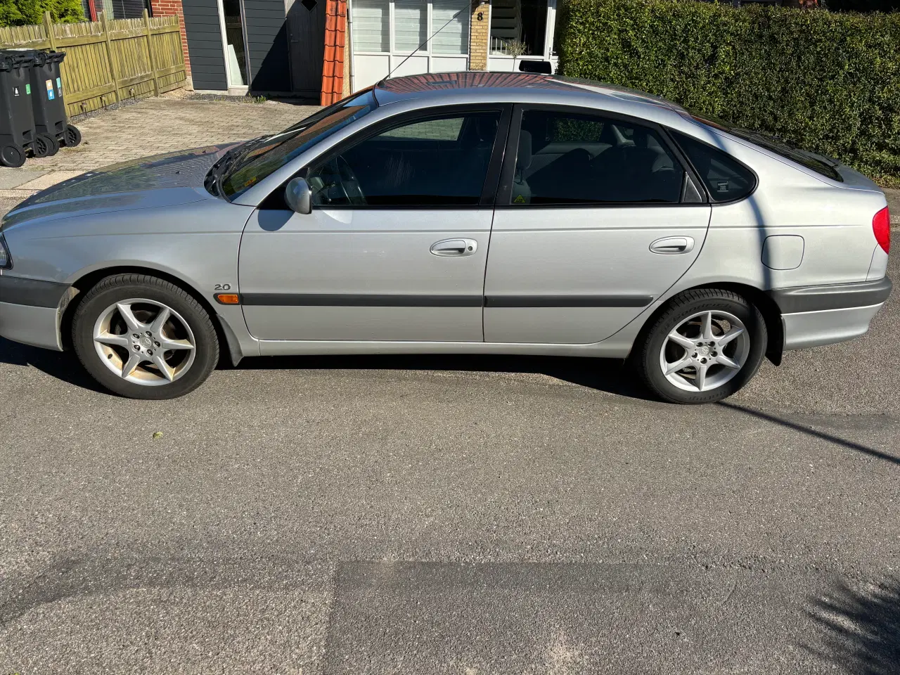 Billede 1 - Toyota Avensis 2.0 Sol