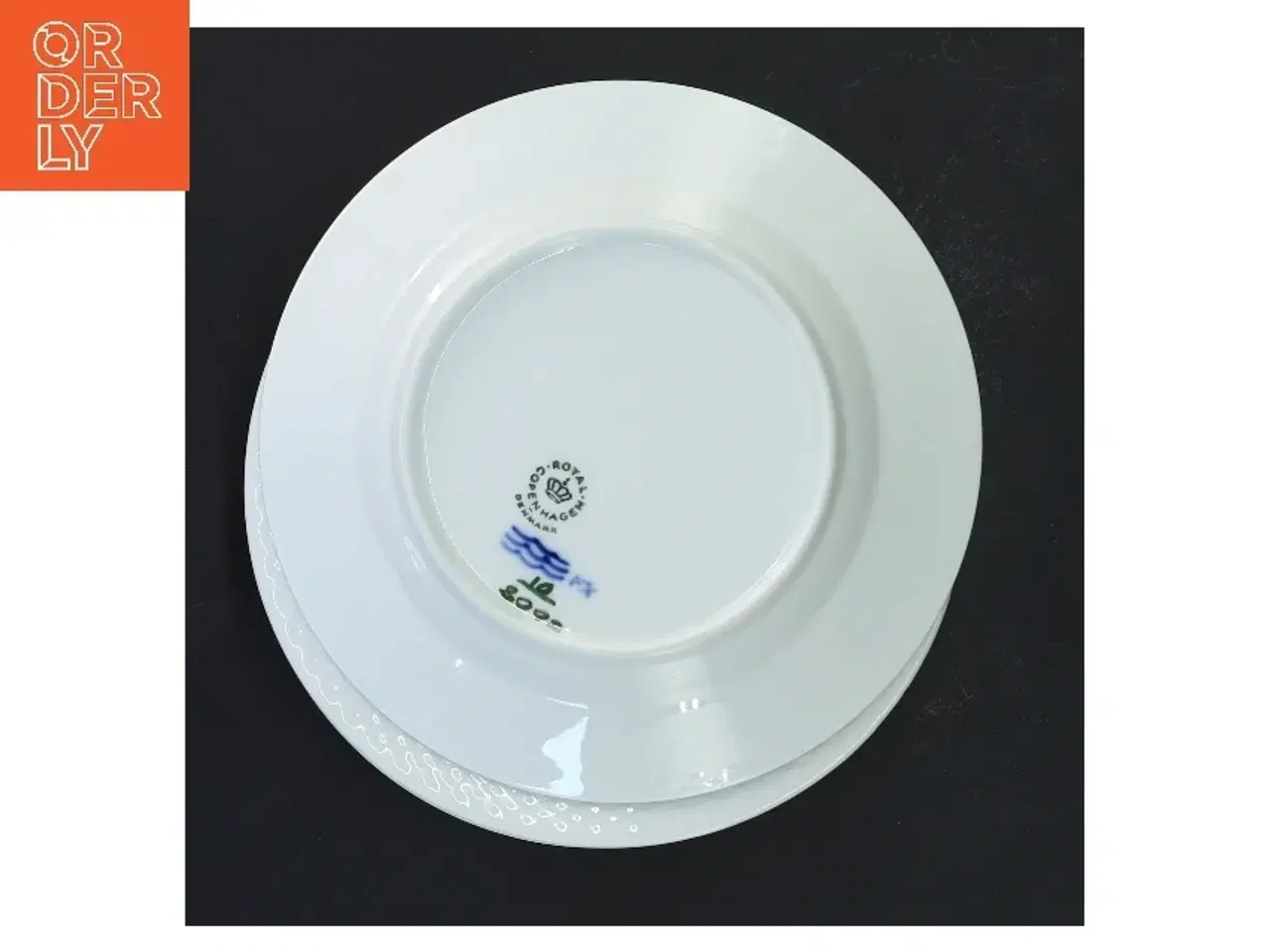 Billede 3 - Porcelænstallerkener med blå blomst motiv Royal Copenhagen (str. 5 stk Ø 16 cm) fra Royal Copenhagen