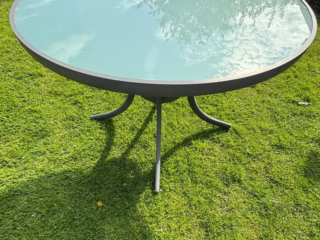 Billede 1 - Havebord i aluminium 
