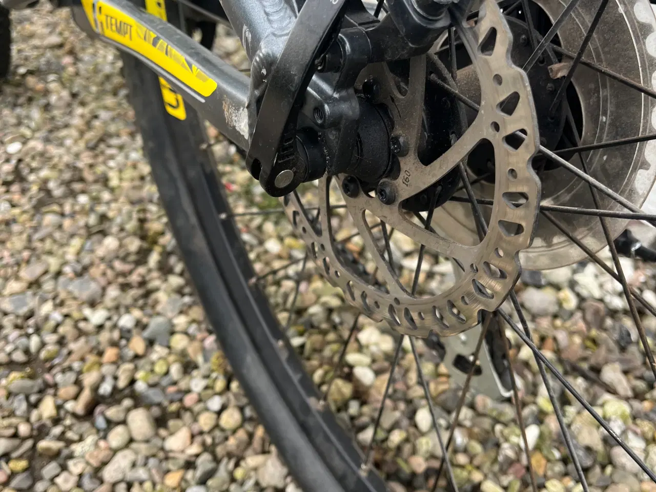 Billede 5 - Giant Tempt 4 2016 – Dame Mountainbike (Str. S)