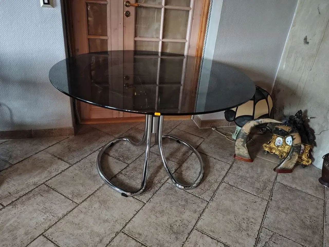 Billede 1 - Rundt bord