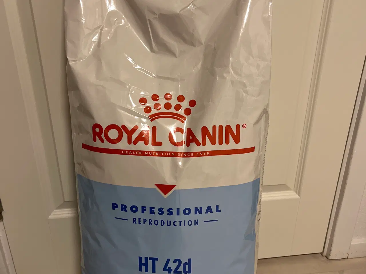 Billede 2 - Fejlkøb Royal Canin HT42 foder til drægtige tæver 