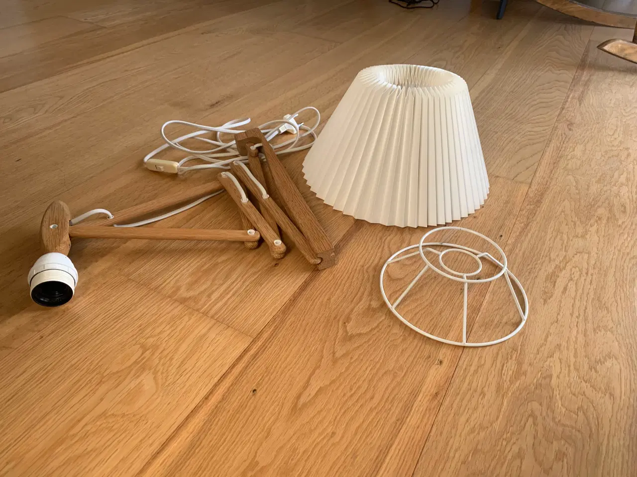 Billede 1 - Le Klint lampe