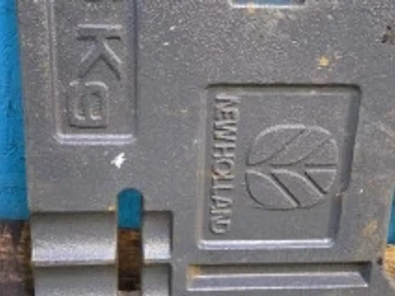 Billede 5 - New Holland Traktor Frontvægt 45 Kg