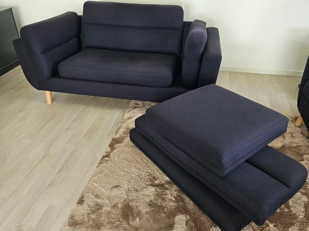 Billede 1 - Sort/antracit 2 prs. sofa