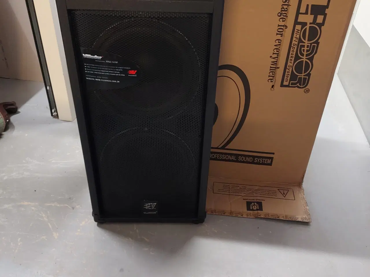 Billede 1 - Store højttalere 12"basser