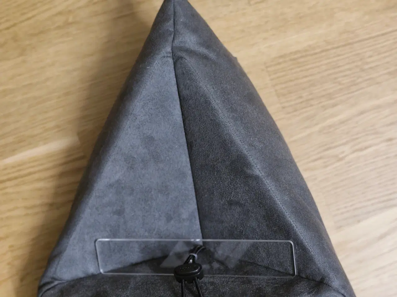 Billede 5 - THE BOOKSEAT LÆSEPUDE i farven skifer-grå