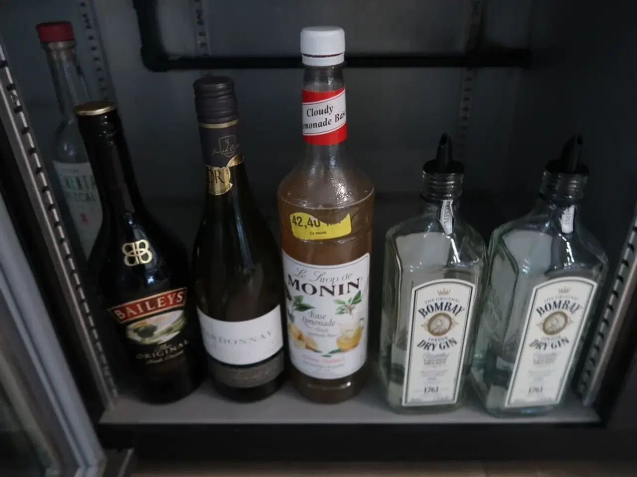 Billede 5 - Stort parti vin mm. I anbrud