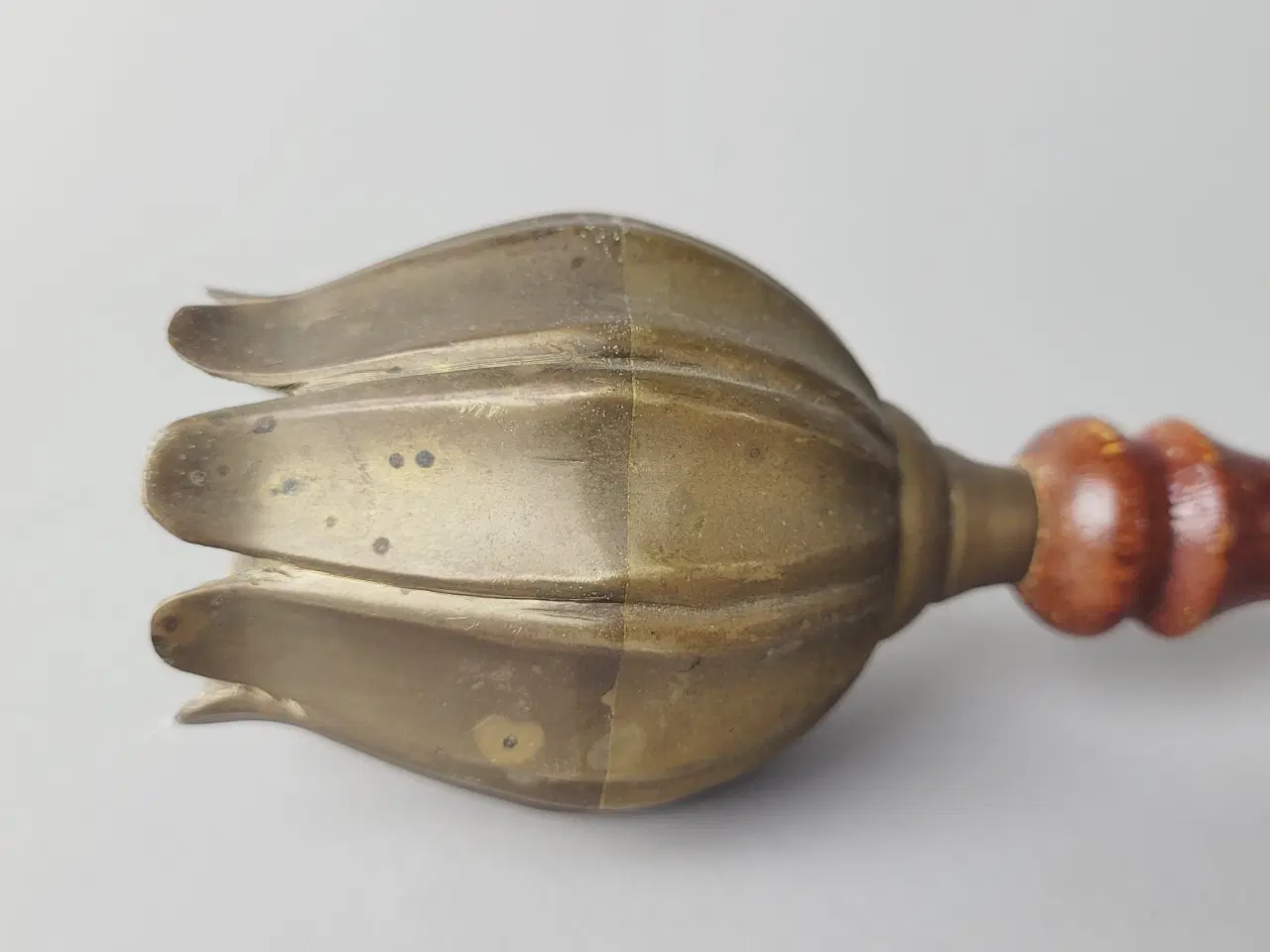 Billede 6 - ⭐️· Sjælden Vintage Håndklokke i Messing & Træ 