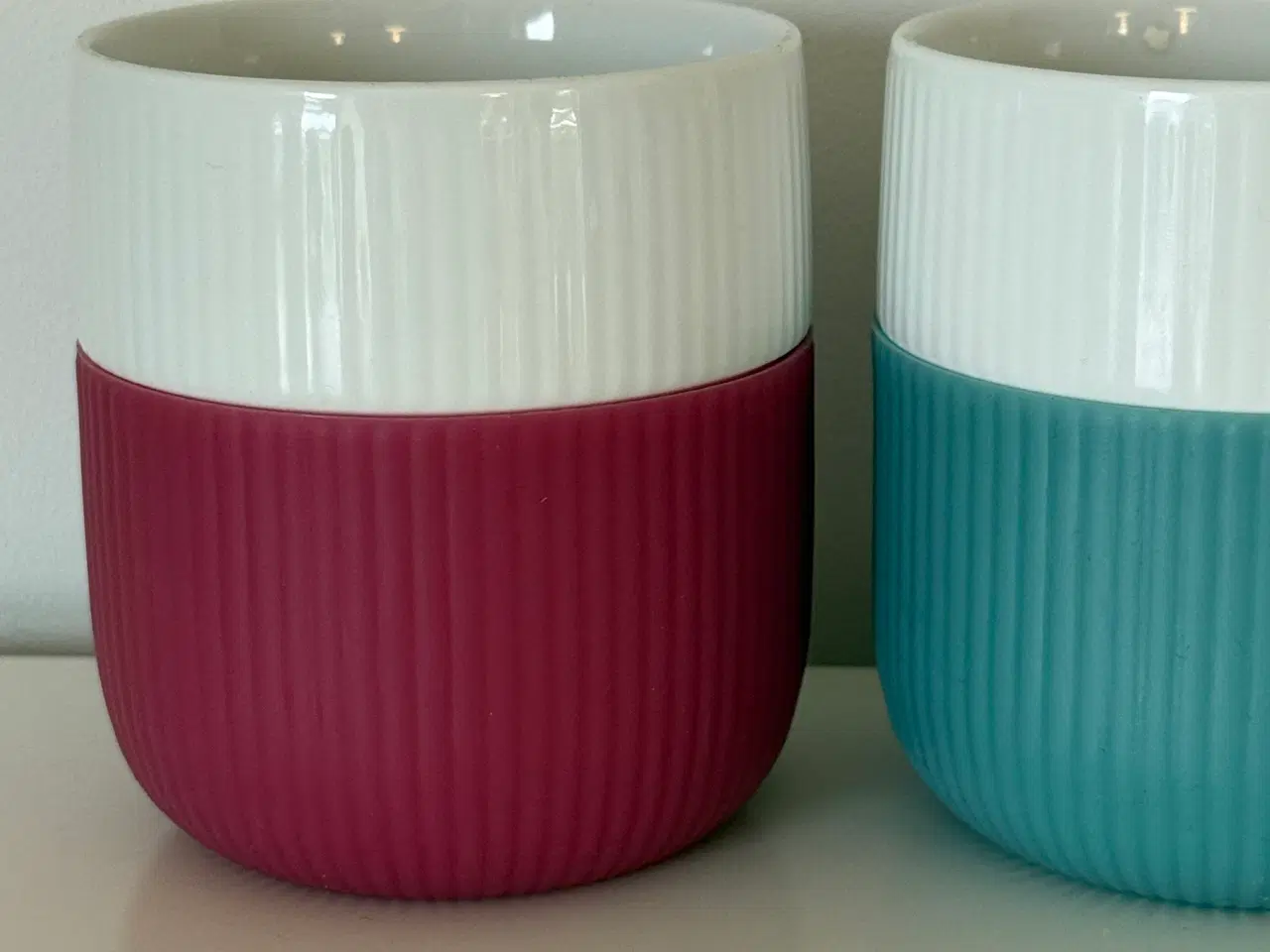 Billede 2 - Tre Royal Copenhagen Contrast krus.