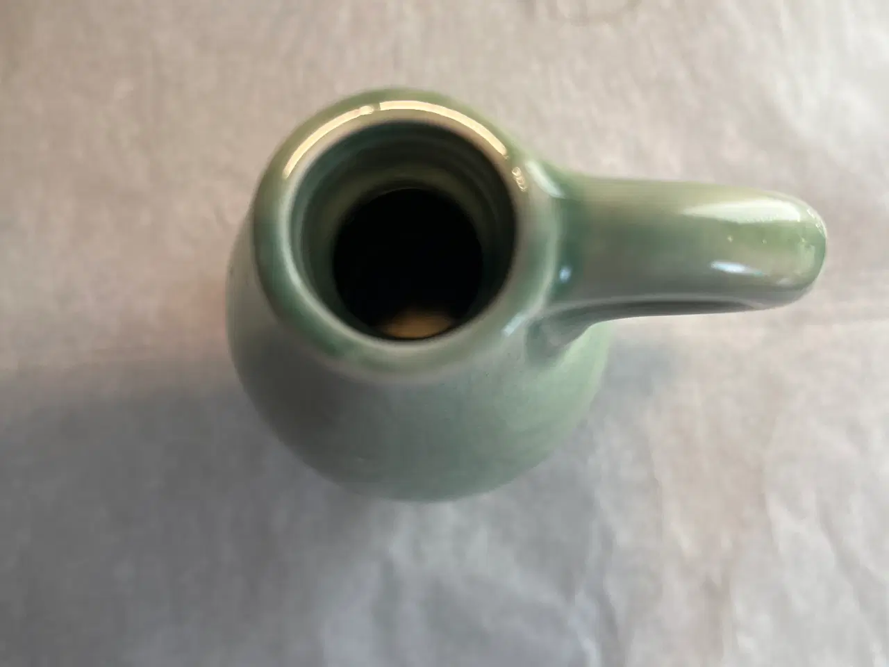 Billede 2 - Sød lille grøn vase