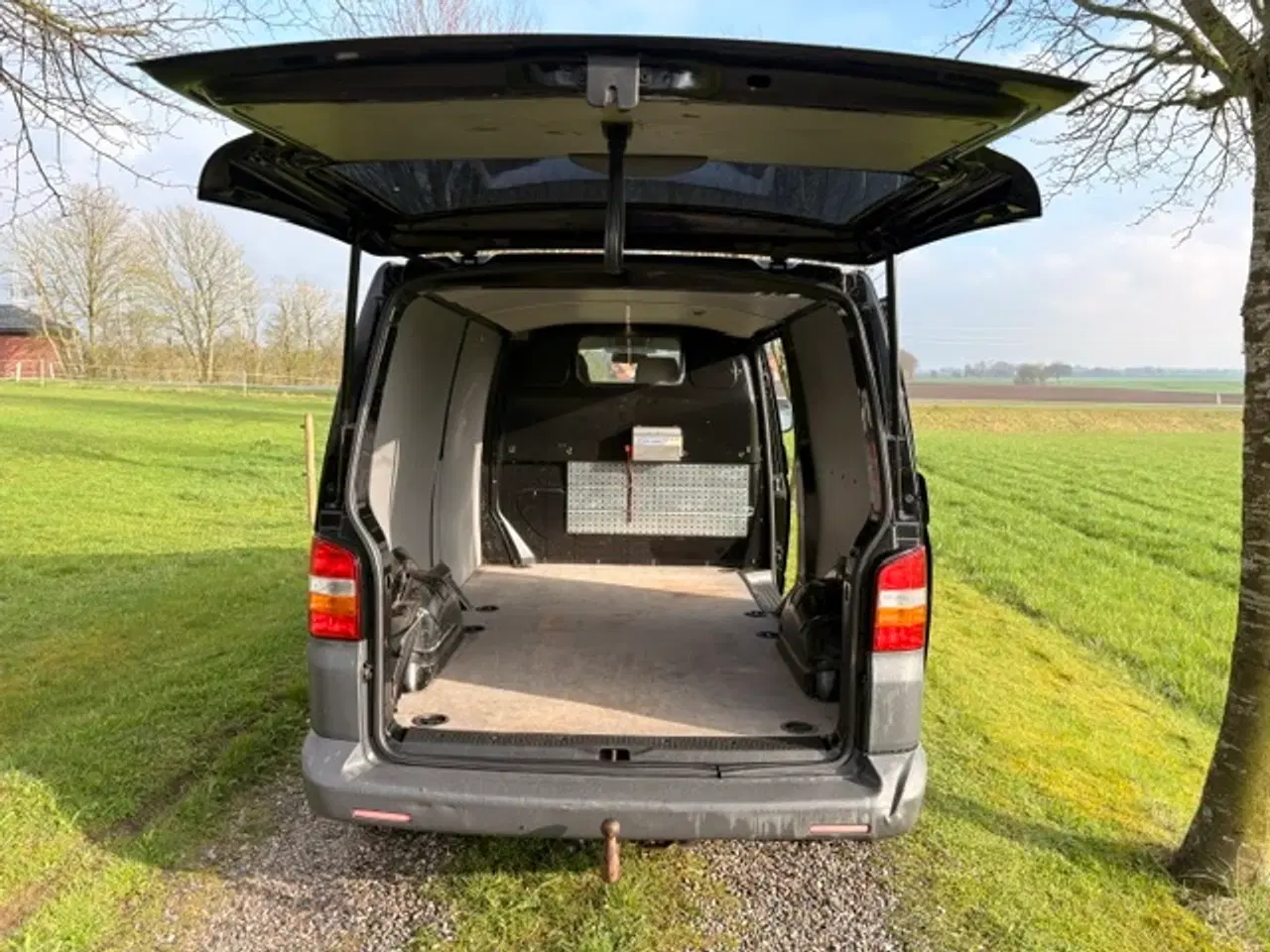 Billede 5 - VW Transporter 2,5 TDi 130 Kassevogn Tiptr.Nysynet