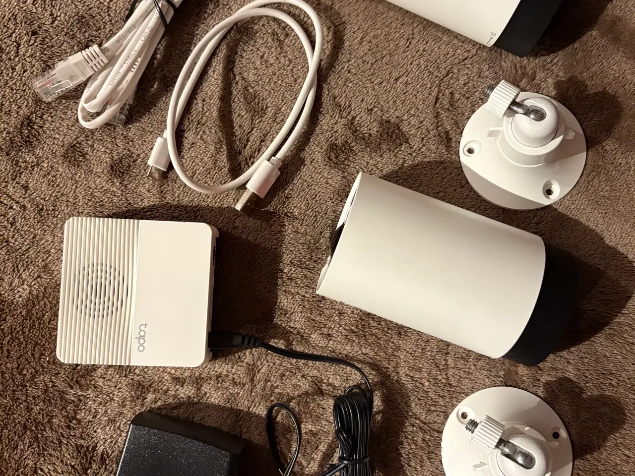 Billede 10 - Tapo 420s2 kamera sæt med hub