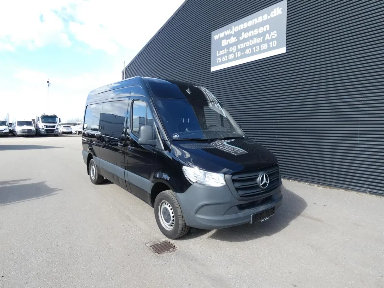 Billede 1 - Mercedes-Benz Sprinter 317 2,0 CDI A2 H2 RWD 9G-Tronic 170HK Van Aut.