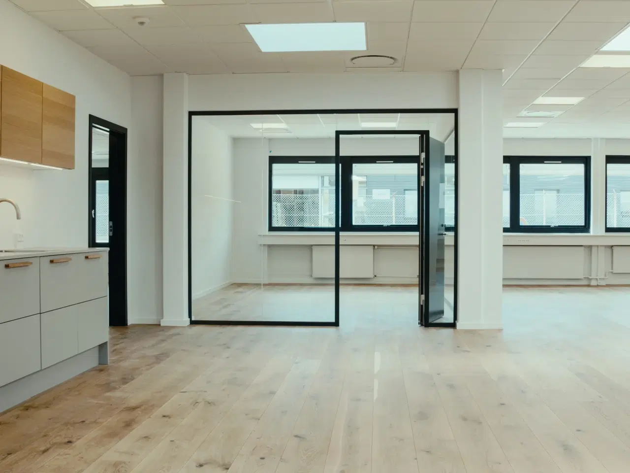 Billede 1 - Kontorfællesskab totalrenoveres med ideel beliggenhed