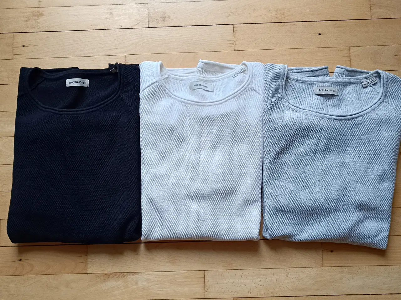 Billede 1 - Jack & Jones strik 3 stk