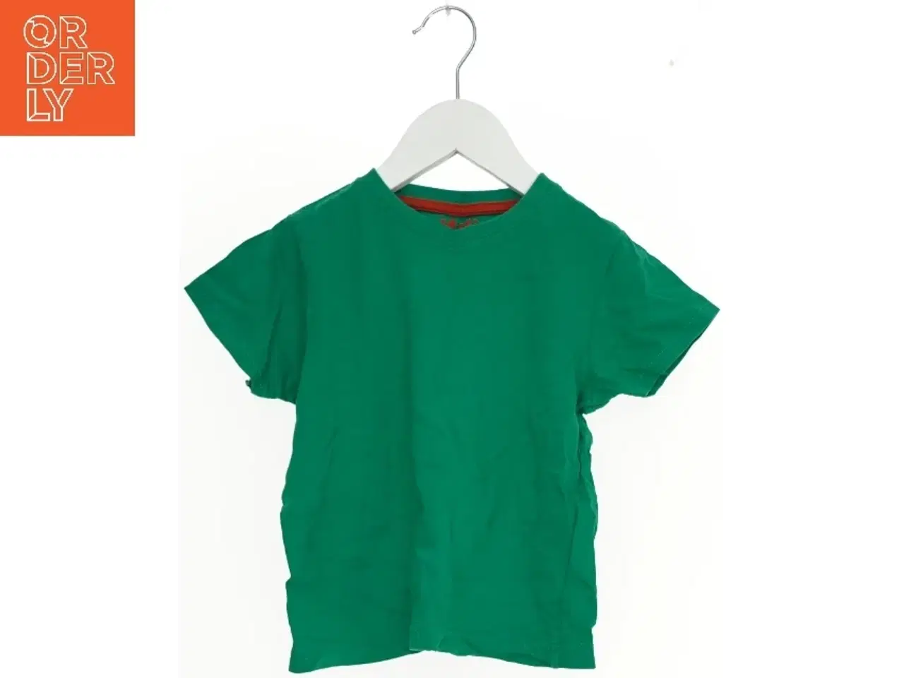 Billede 1 - Grøn T-shirt til børn fra Mads & Mette (str. 110)
