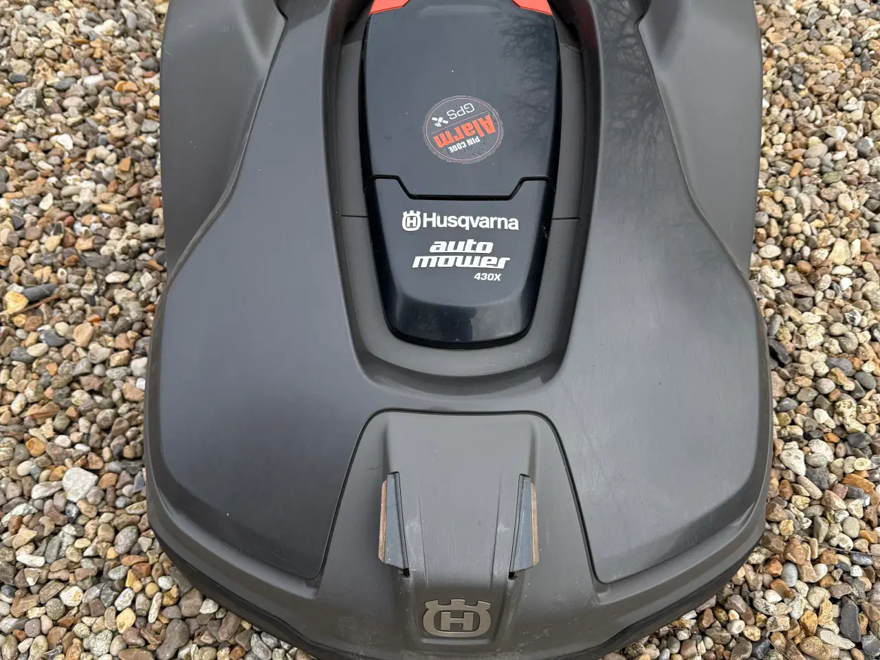 Billede 2 - Husqvarna Automower 430X med garage og ladestation