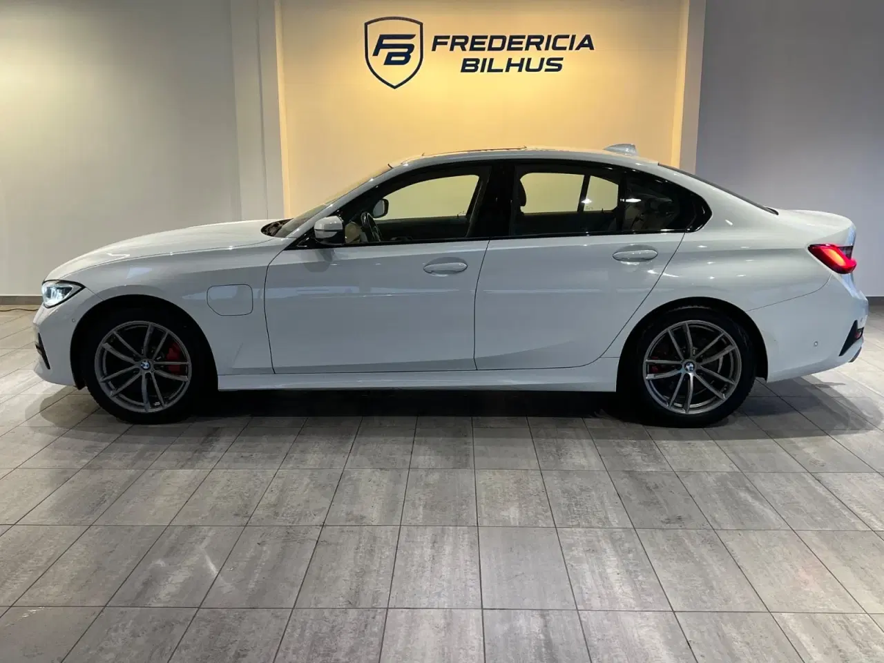 Billede 3 - BMW 330e 2,0 Sport Line aut.