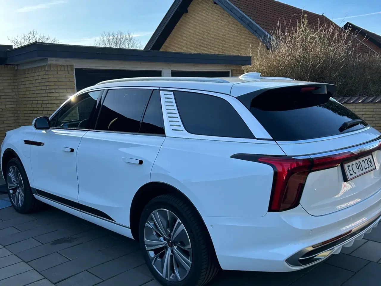 Billede 3 - Hongqi E-HS9 99 Premium