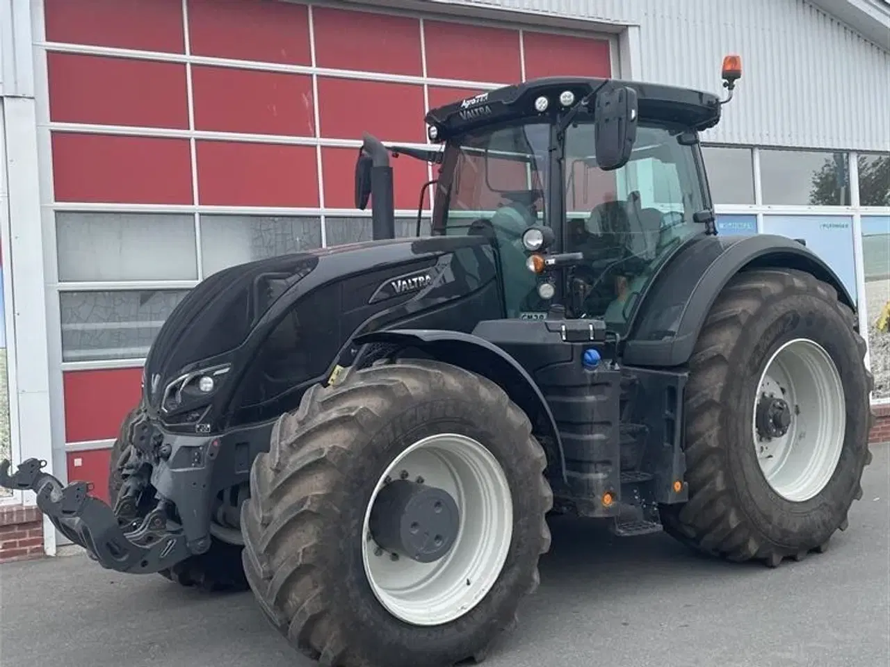 Billede 1 - Valtra S394