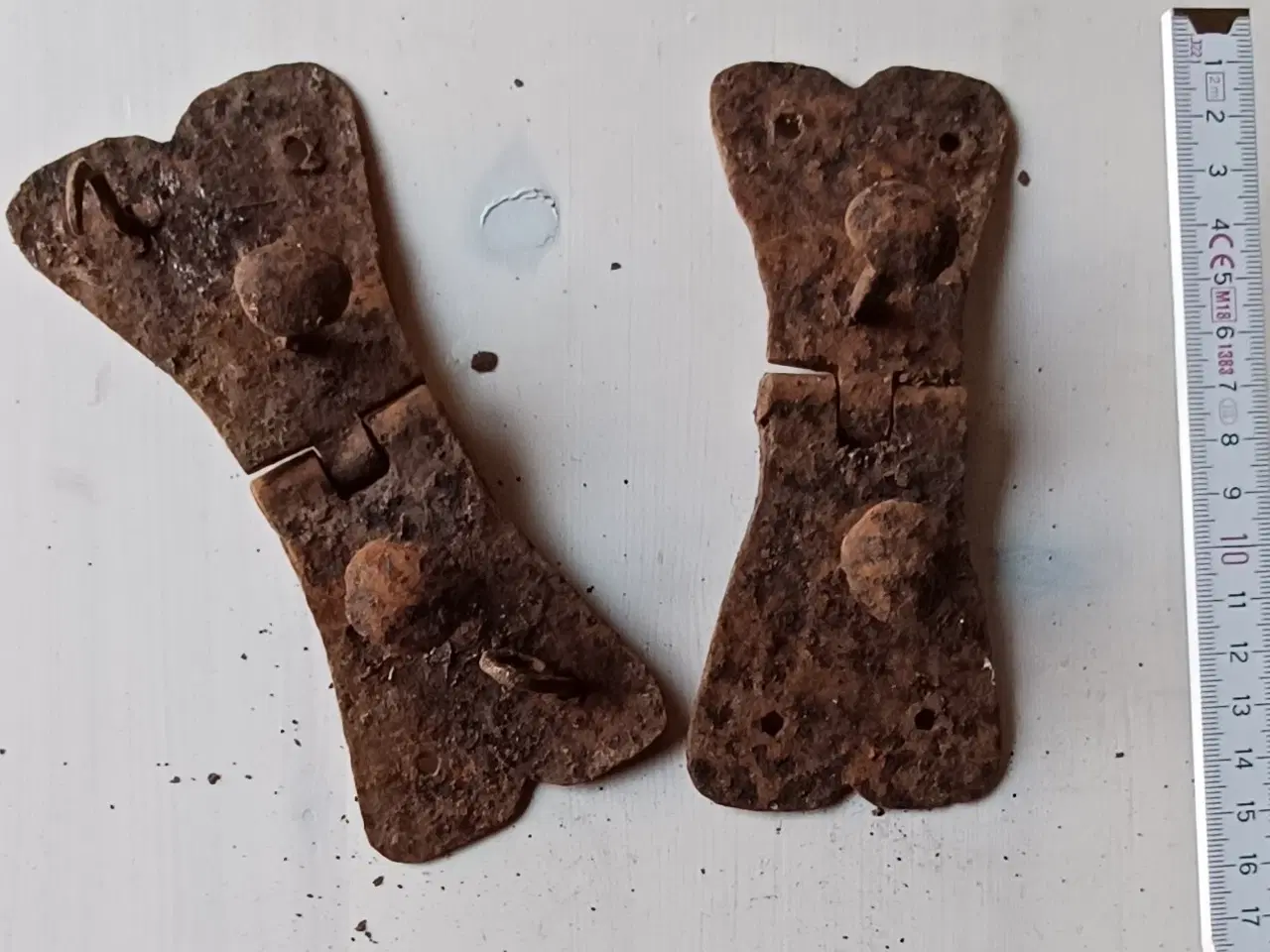 Billede 6 - Antikke hængsler.