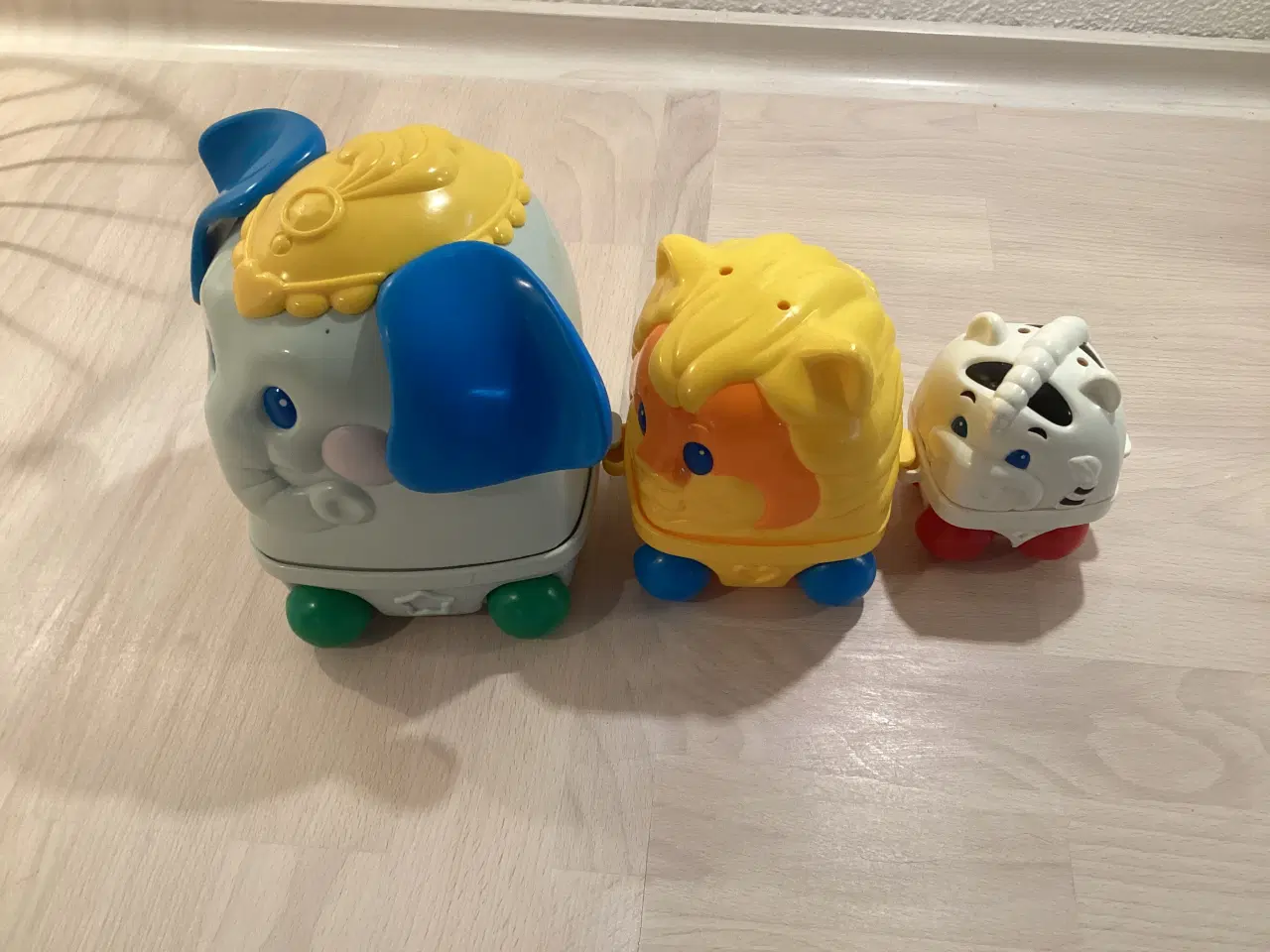 Billede 1 - FISHER PRICE aktivitetslegetøj. 3 i en