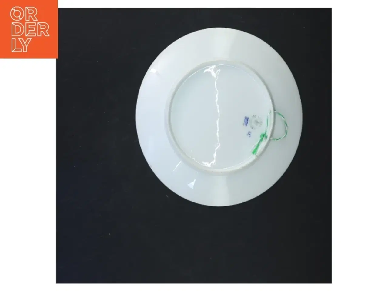 Billede 3 - Glasgow 1901 porcelænstallerken fra Royal Copenhagen (str. Ø 19 cm)