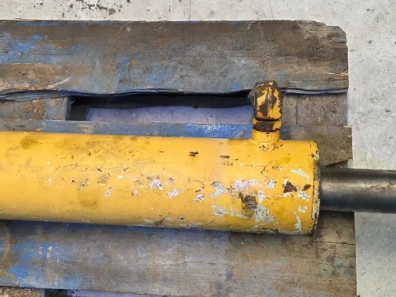 Billede 8 - Ford 675D Cylinder F1NNB577BA