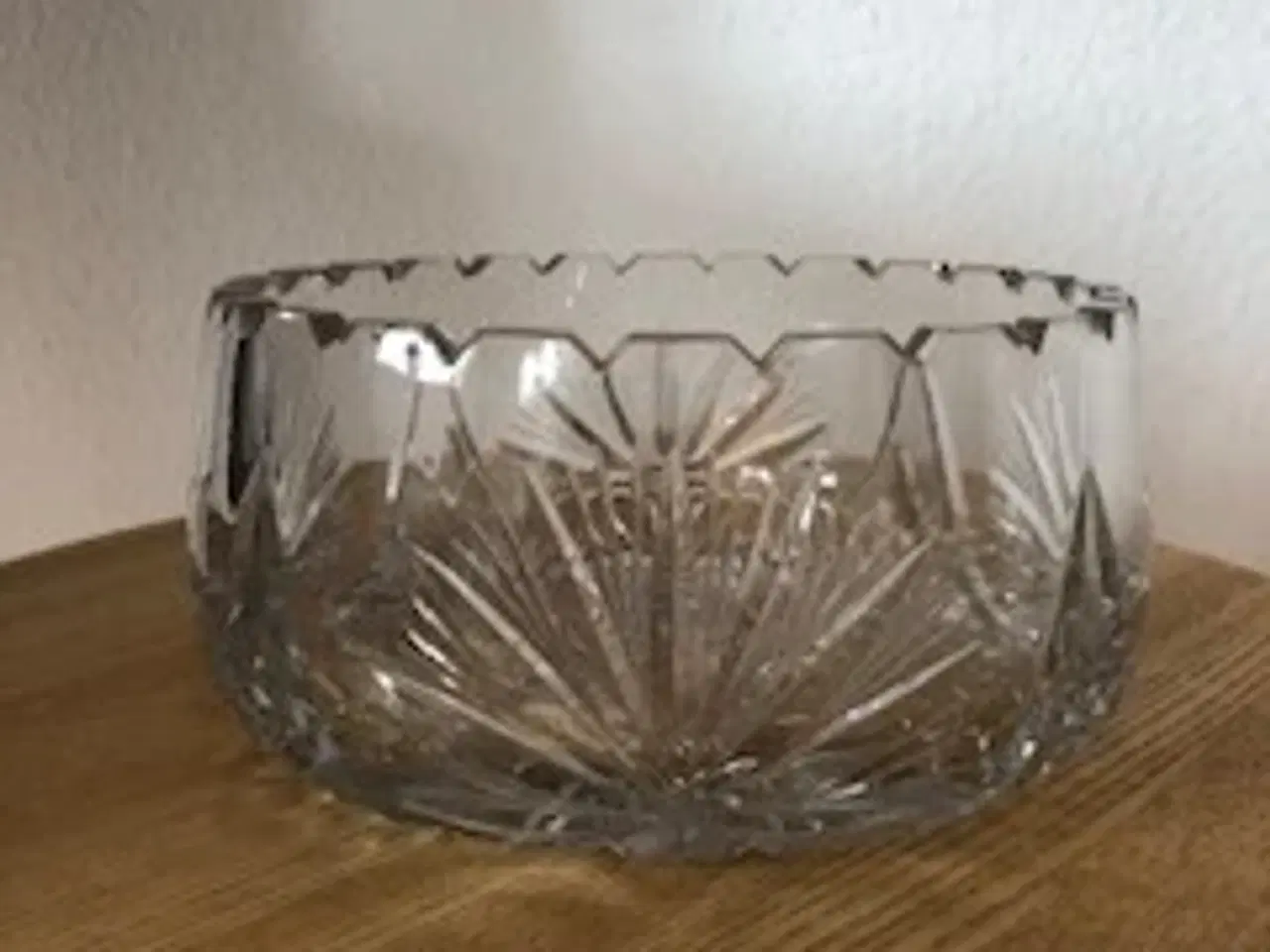 Billede 1 - Flot glas skål