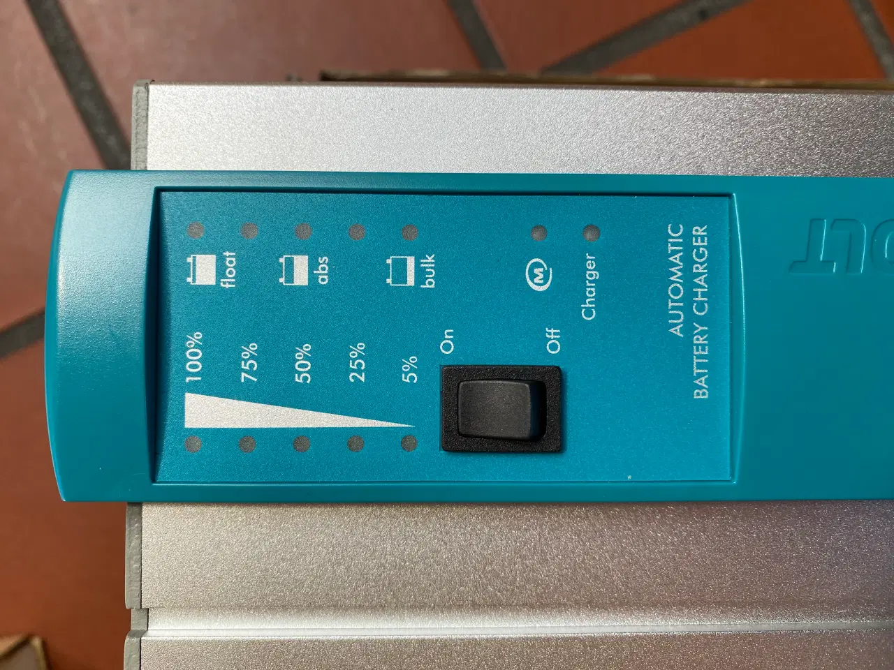 Billede 4 - Mastervolt Mass 24/100 batteriopladere