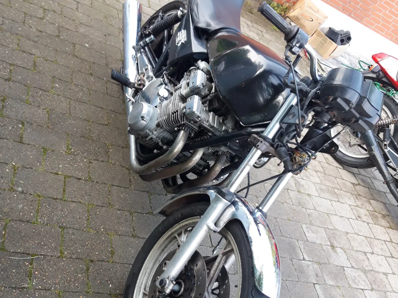 Billede 3 - 2 stk retro Suzuki GSX 750 cc motorcykler 7900 kr