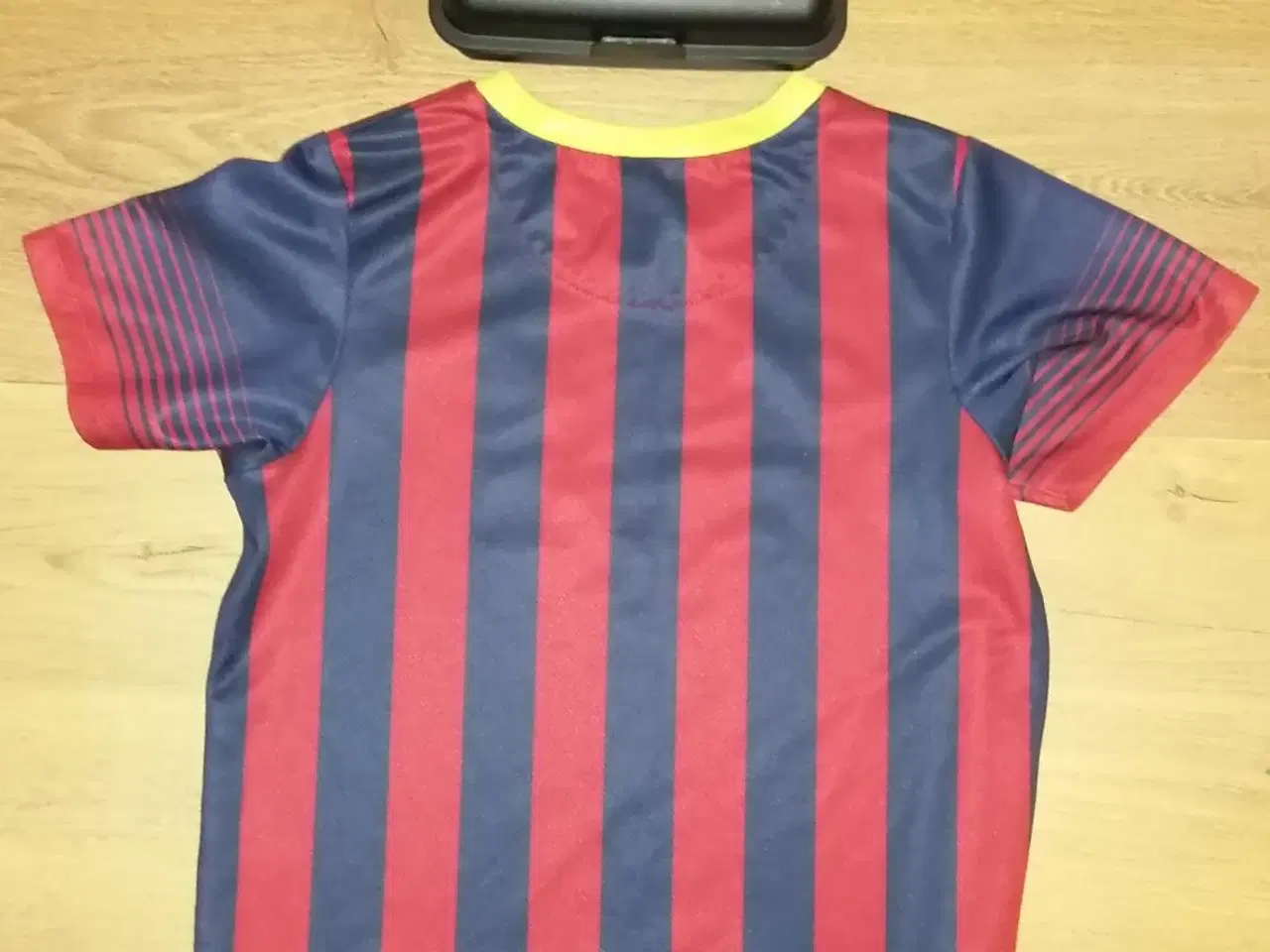 Billede 3 - FC BARCELONA 2013-14 STR. 6/7 ÅR OG FCB MADKASSE