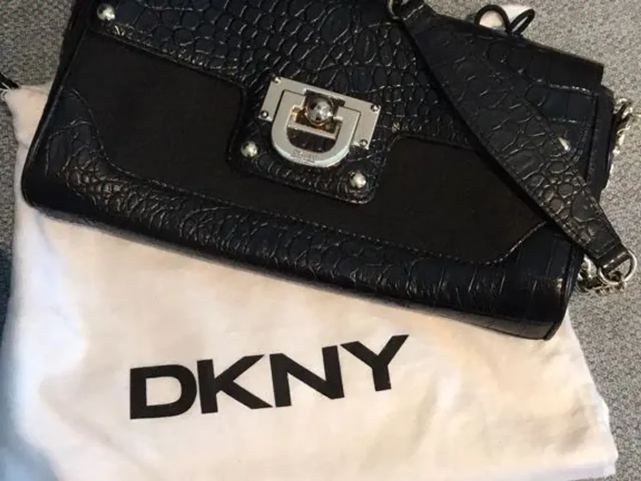 Billede 1 - DKNY  taske