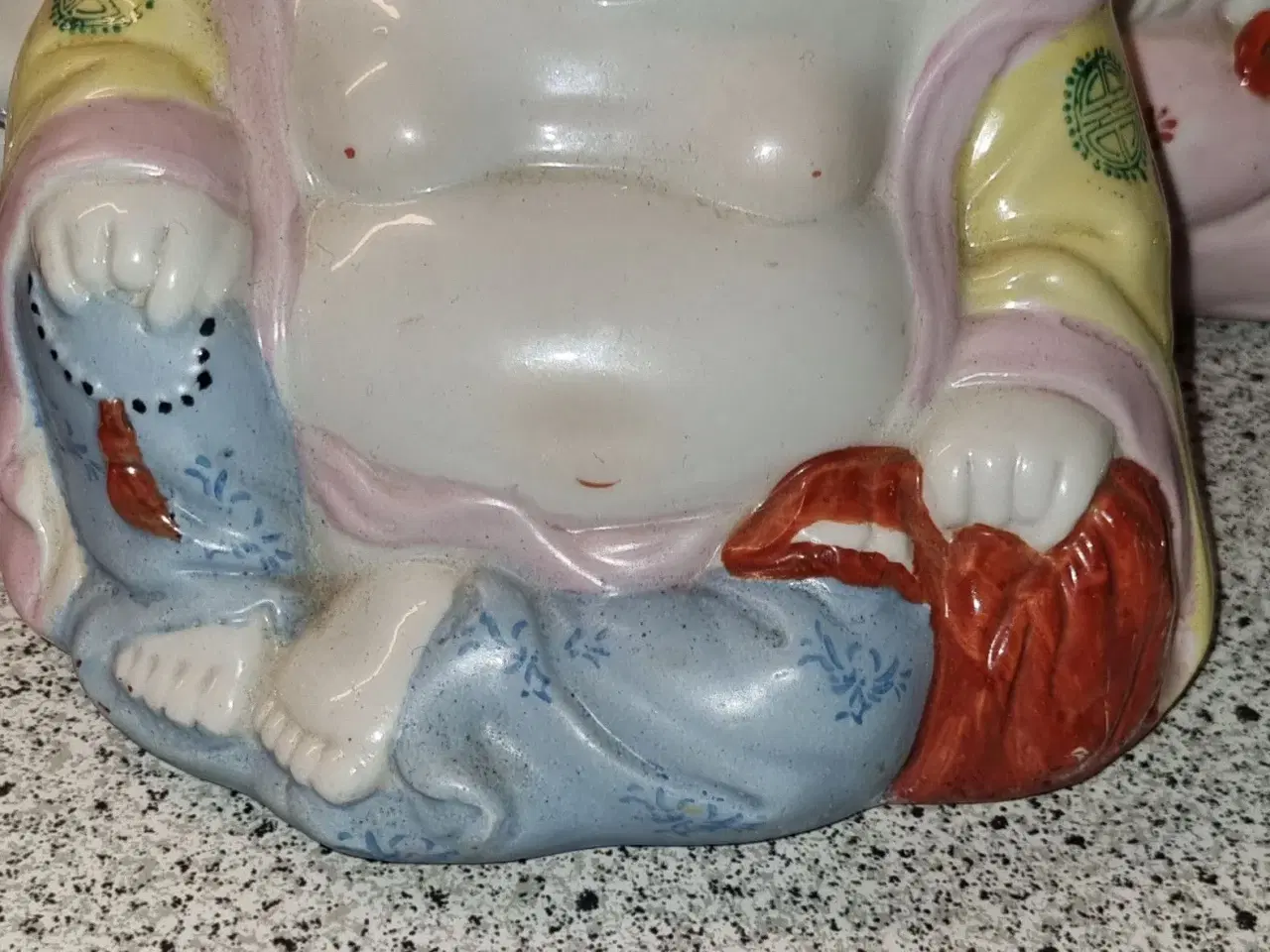 Billede 4 - Buddha figurer I porcelæn 