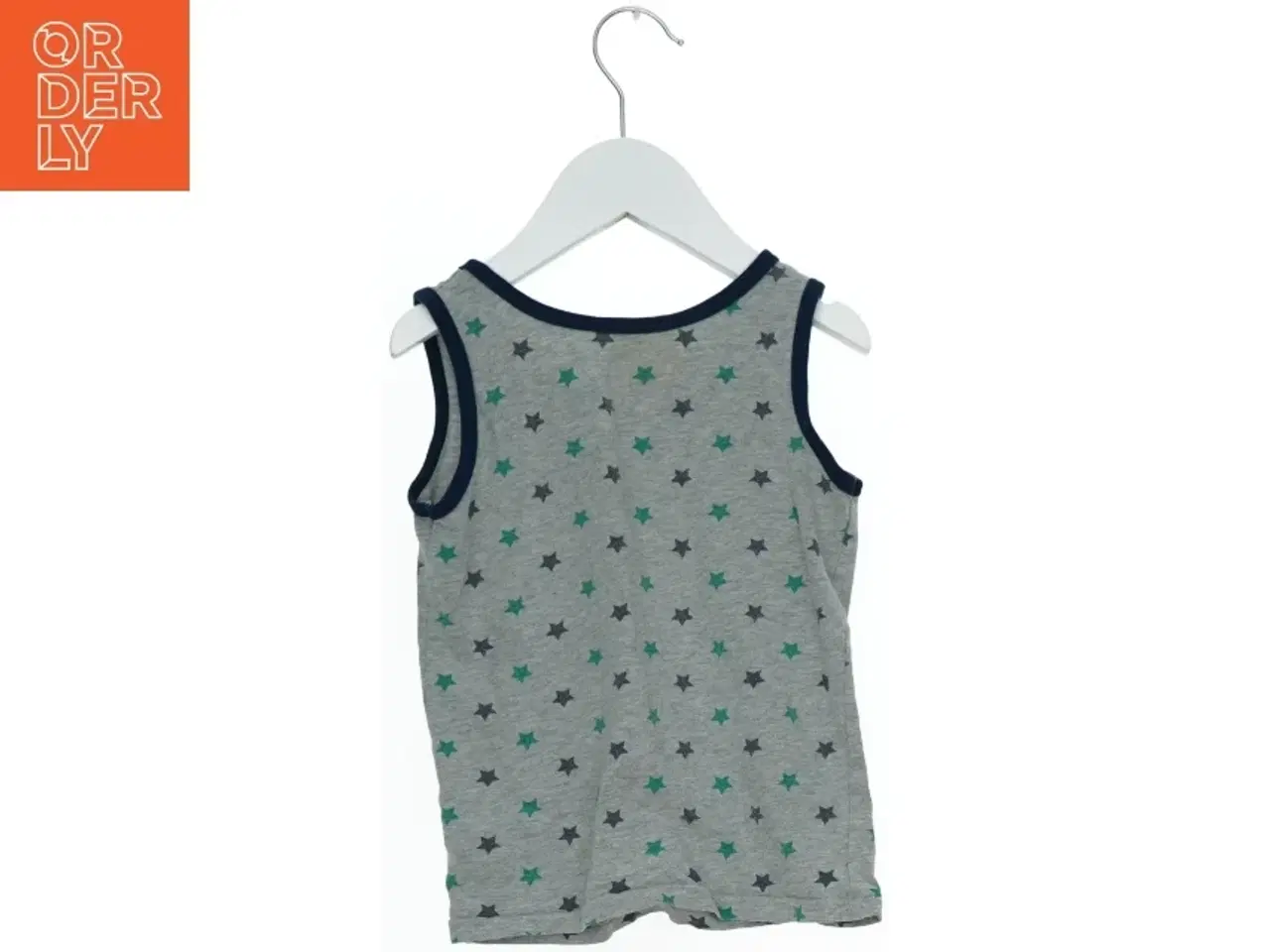 Billede 2 - Grå tanktop med stjernetryk fra DR (str. 104)