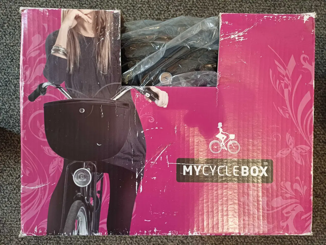 Billede 2 - Cykelkurv/ Box