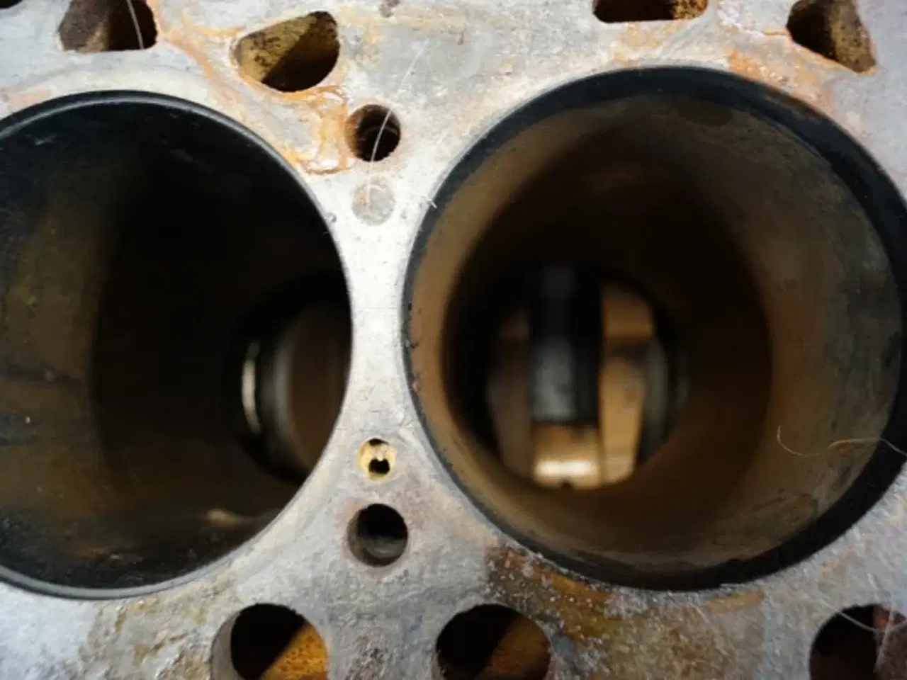 Billede 7 - Iveco 8061 SI05 Defekt Motor