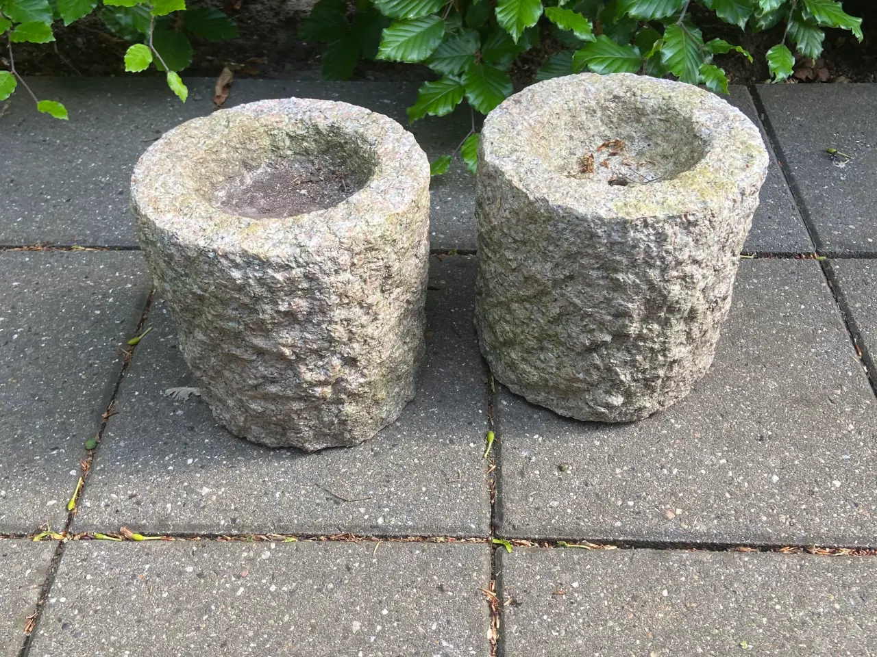 Billede 2 - Granit krukker 2 stk. til olielampe eller planter