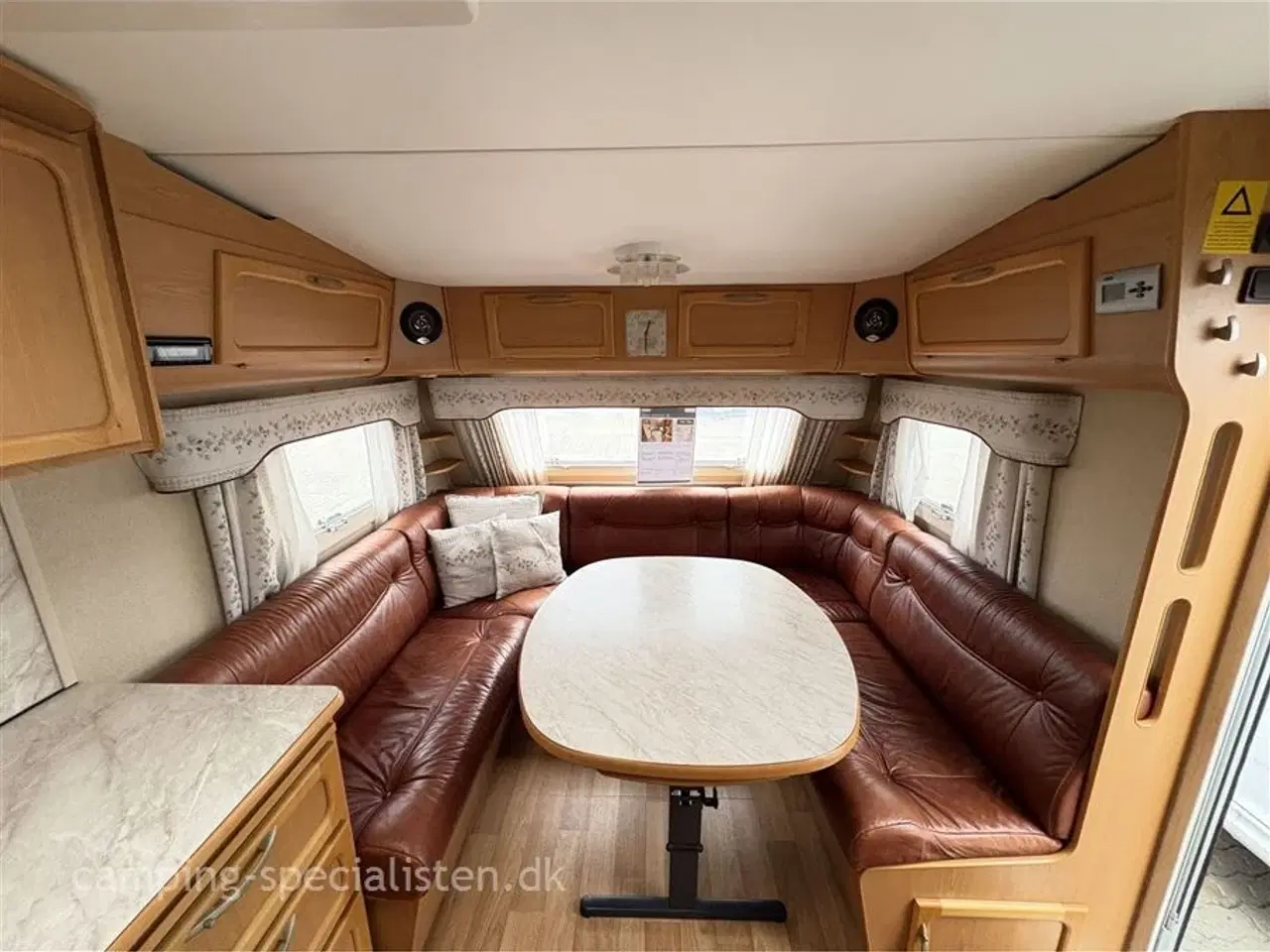 Billede 3 - 2006 - Kabe Ametist XL XV2 KS   Kabe Ametist XL KS model 2006 - kan nu ses ved Camping-Specialisten.dk