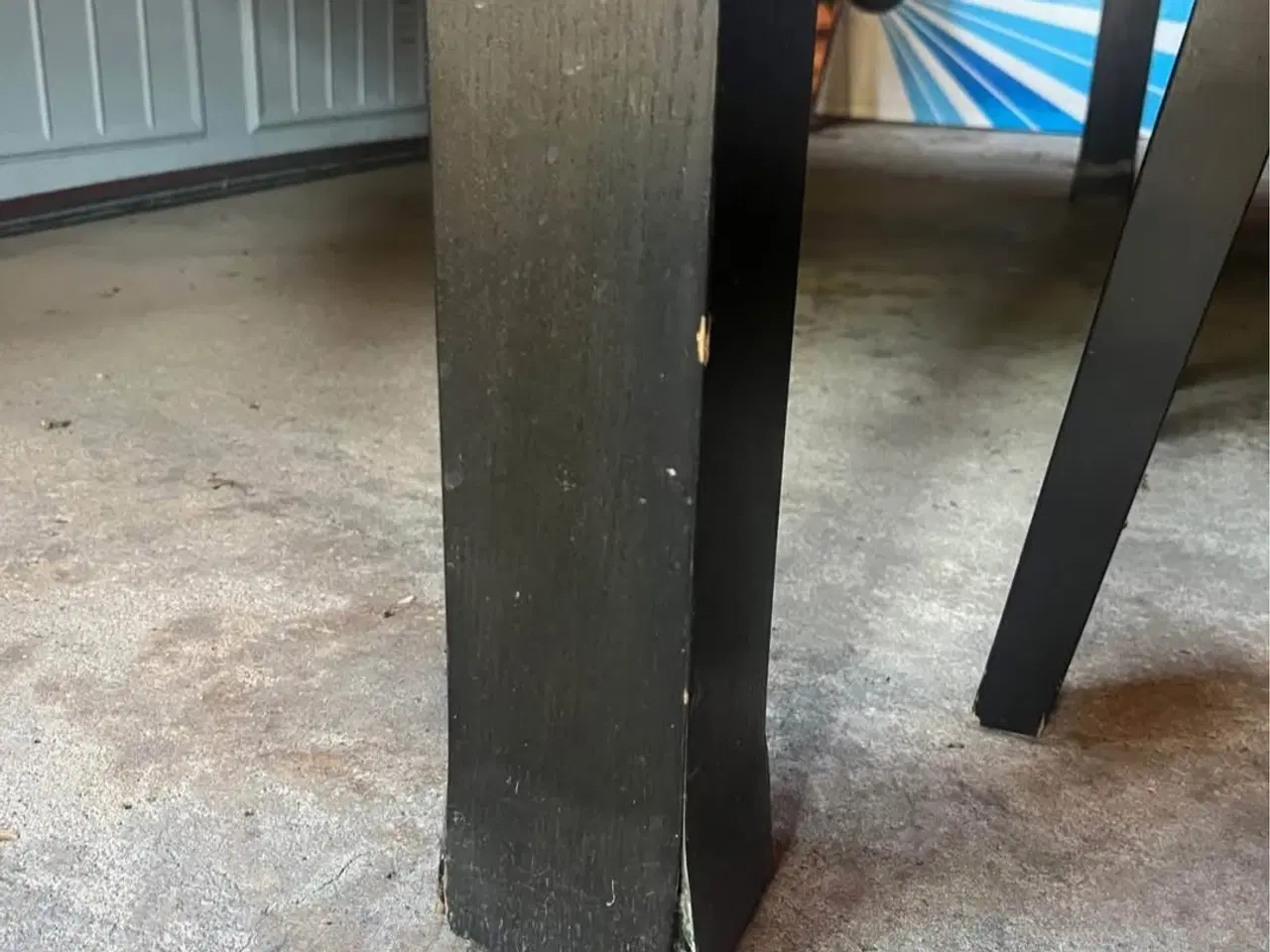 Billede 4 - Spisebord m. 6 stole. Købt i USA.