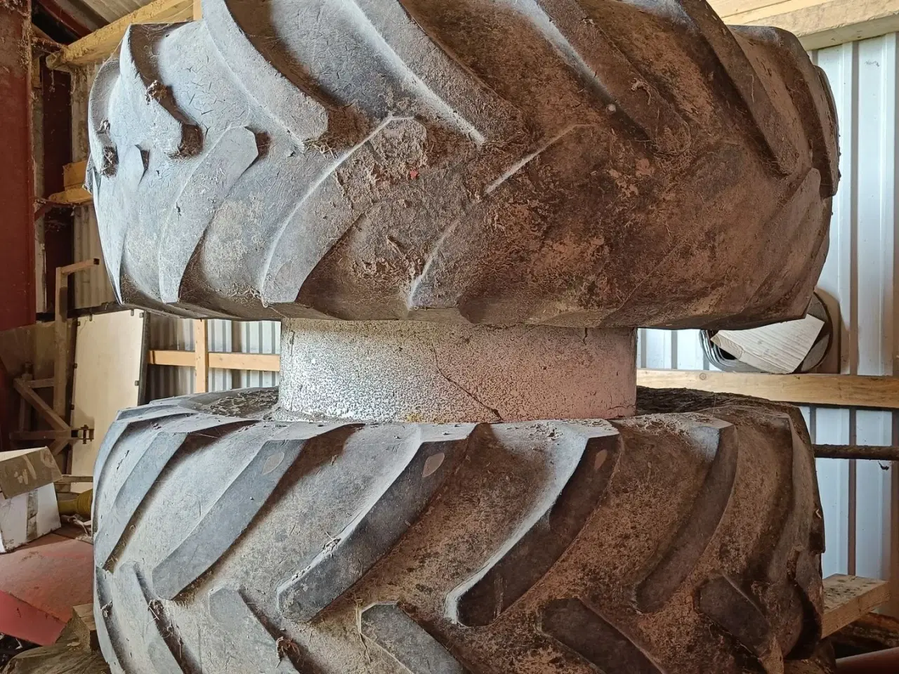 Billede 1 - - - - - - - Tvillinghjul  Front 16.9 R28