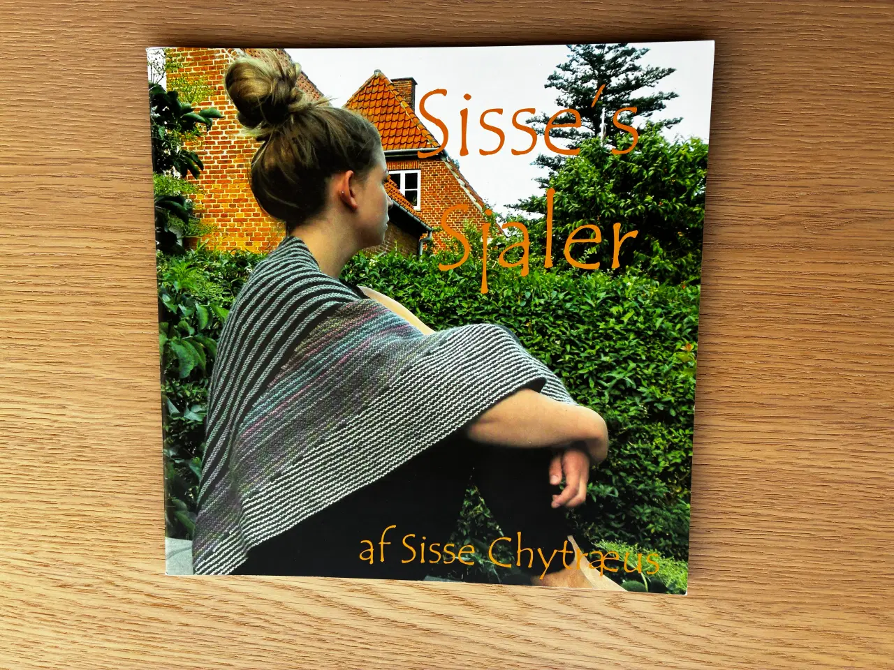 Billede 1 - Sisse's Sjaler  af Sisse Chytræus