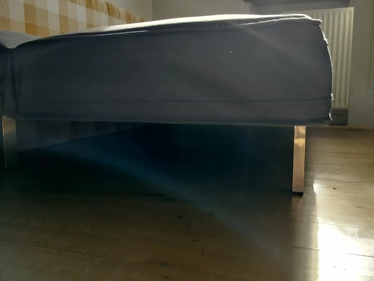 Billede 3 - Fin mørkegrå sovesofa 