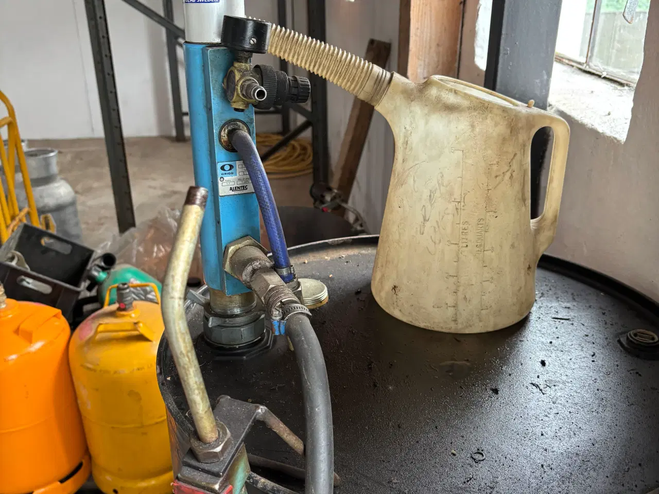 Billede 3 - Oliepumpe til 200l tromle til trykluft 