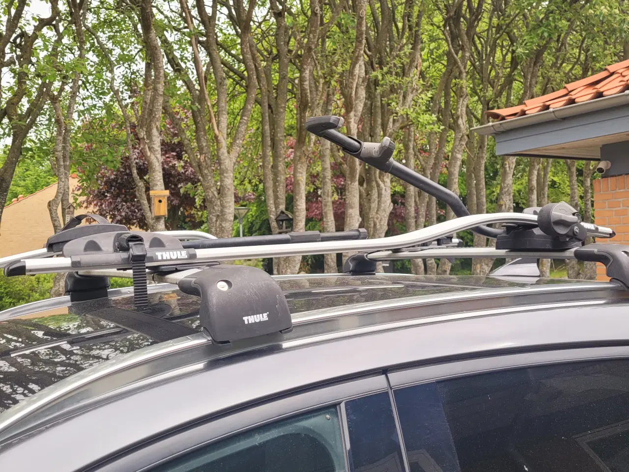 Billede 4 - Thule tagbøjle system