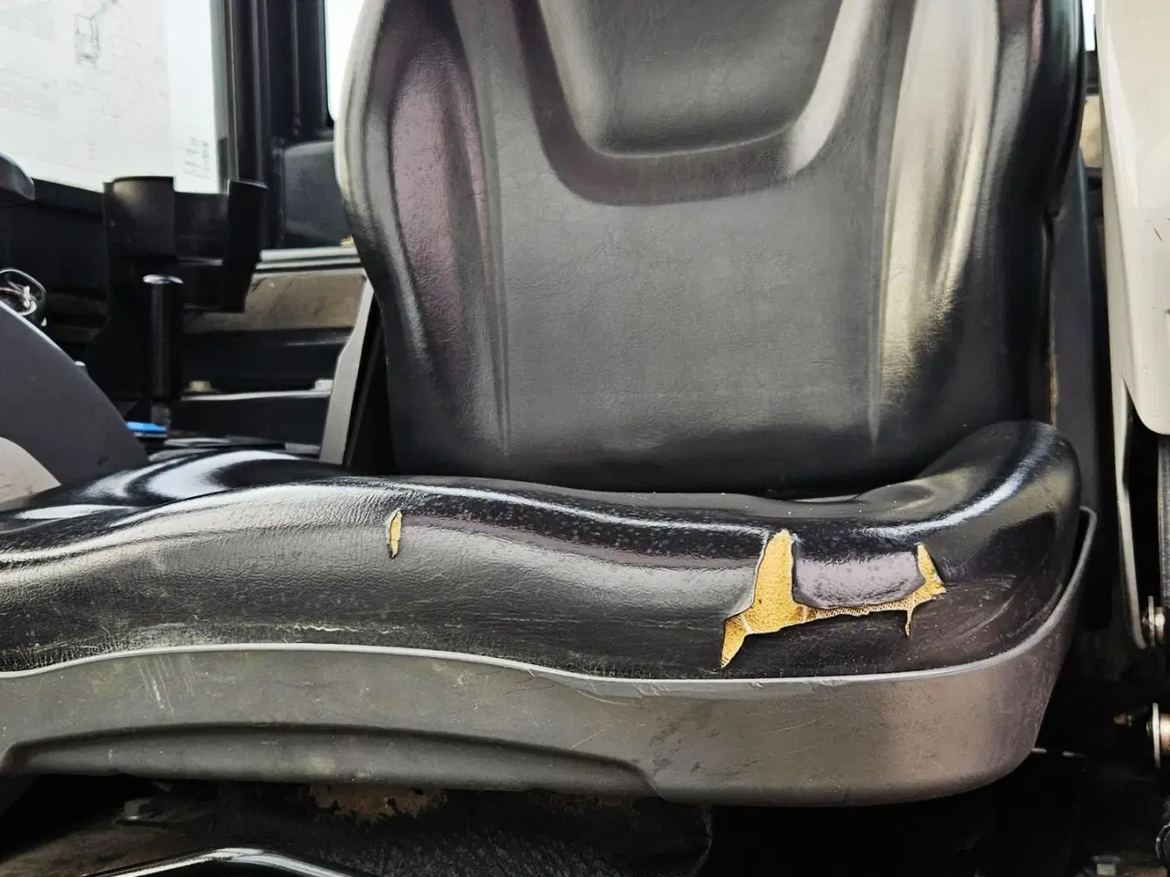 Billede 22 - Hitachi ZX26U-5A CR / tiltman skifte / skovlsæt / 4600 timer