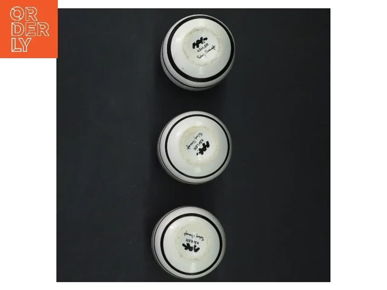 Billede 3 - Sæt med 3 sorte og hvide vaser fra Kähler (str. 8 cm)