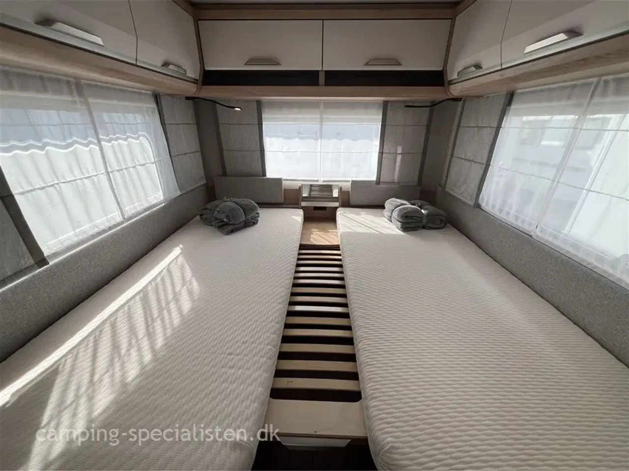 Billede 13 - 2023 - Knaus Sudwind 540 UE 60 Years   En flot Knaus Südwind 540 UE model 2023 - kan nu ses  hos Camping-Specialisten.dk